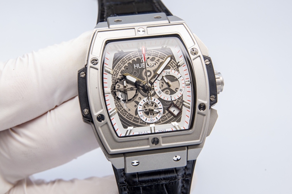 ウブロコピー時計背面デザイン